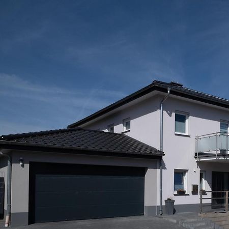 Ferienwohnung Auf Villa Hendschhof Sankt Wendel Exterior photo